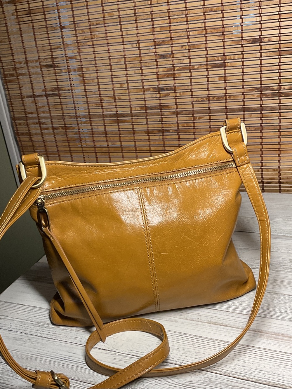 HOBO Vintage Hide Collection Cambel Leather Crossbody Bag